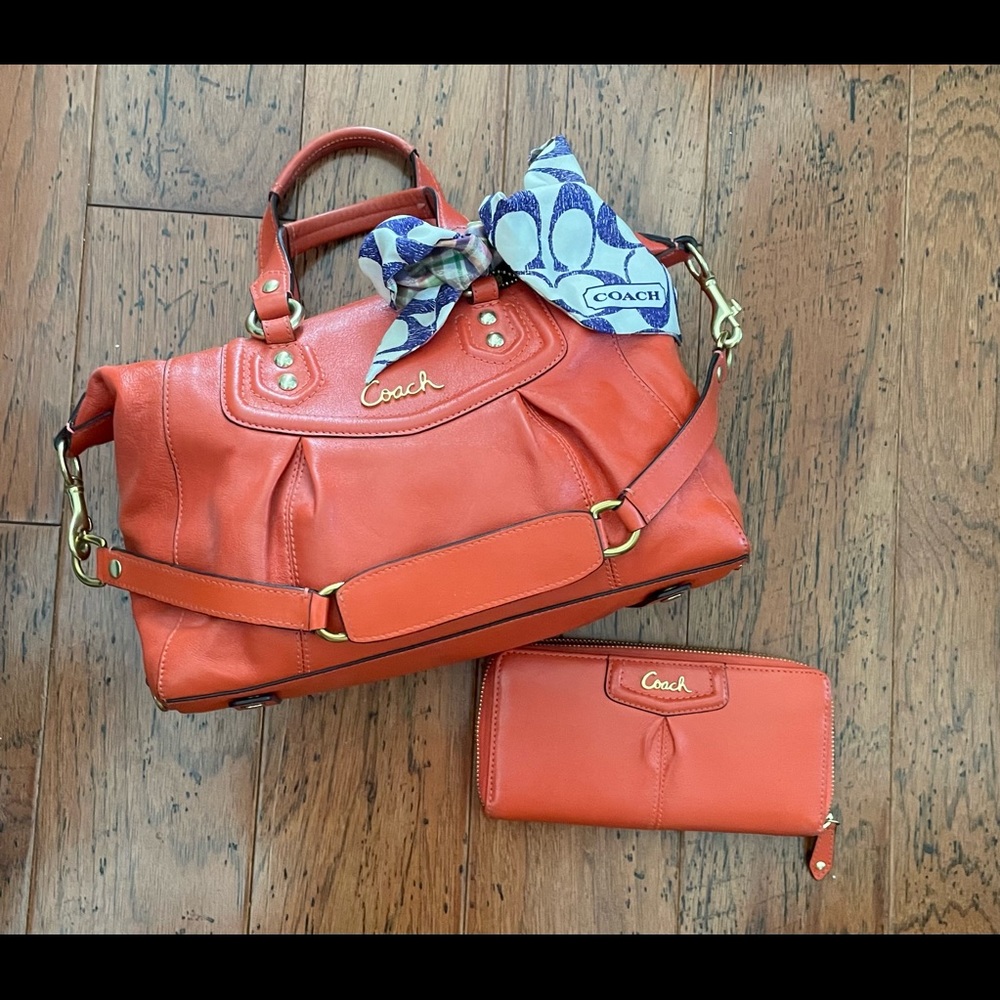 COACH ASHLEY LEATHER BURNT ORANGE CONVERTIBLE TRAVEL SATCHEL